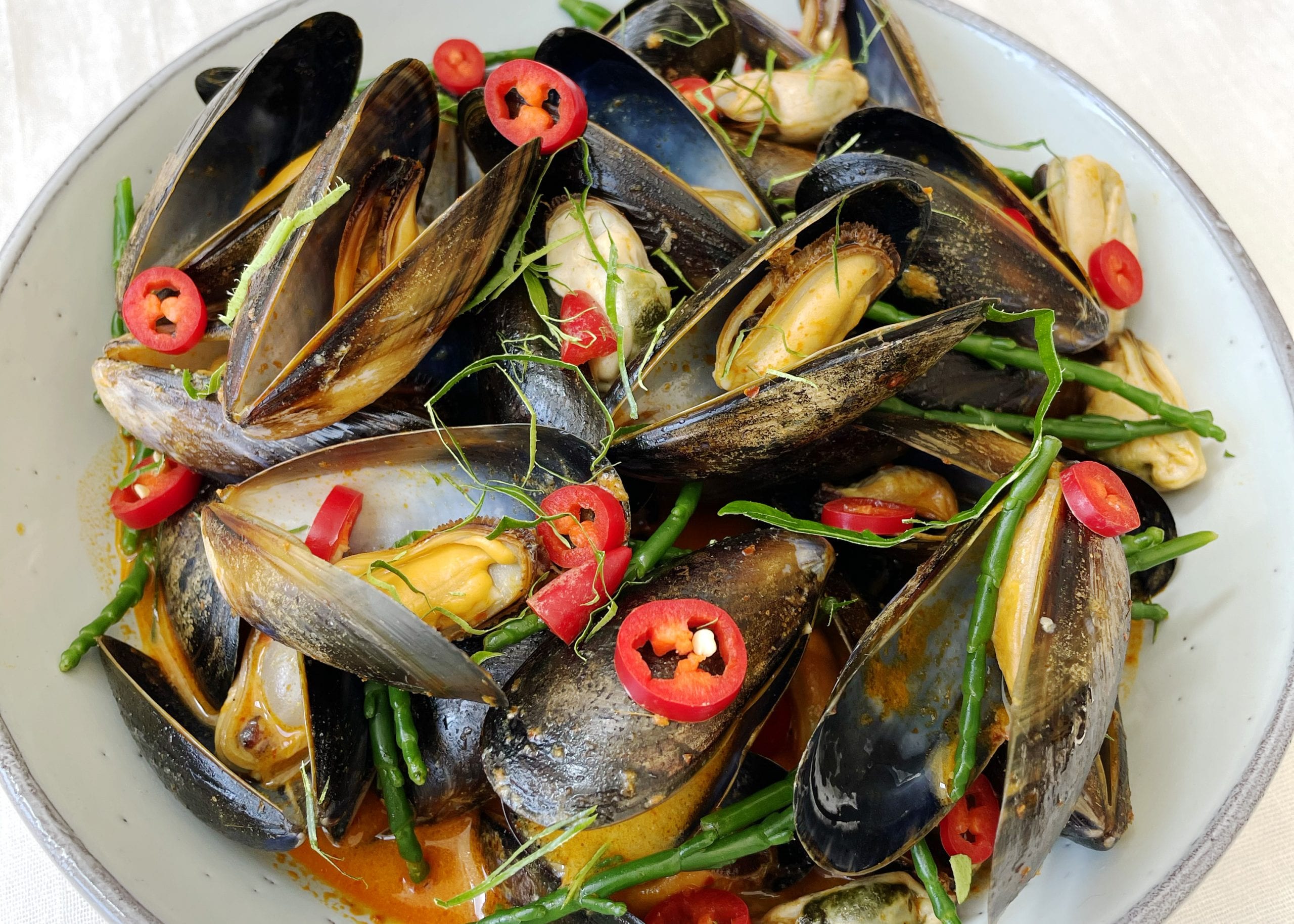 Thai Style Mussel-Herbs